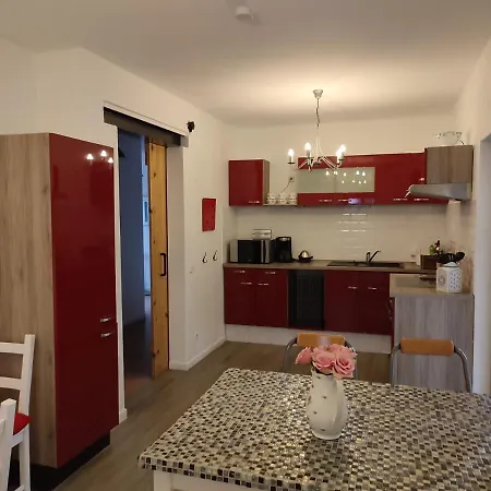 Bei Berlin Mit Terrasse Und Kleinem Garten * Birkenwerder