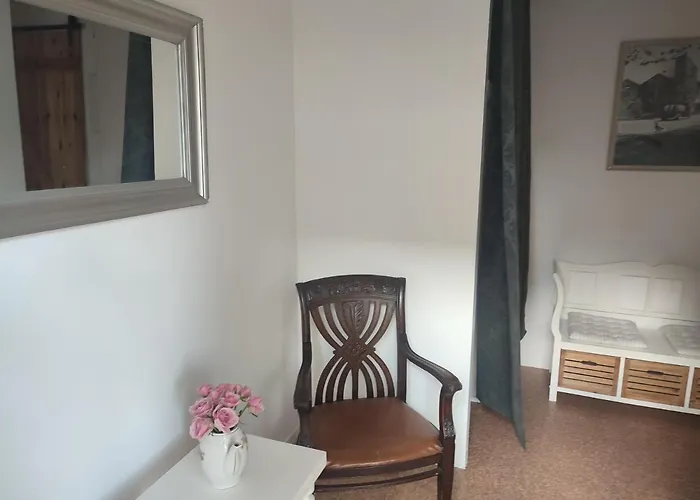 Bei Berlin Mit Terrasse Und Kleinem Garten Birkenwerder