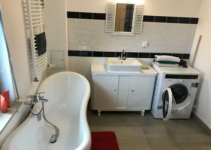 Bei Berlin Mit Terrasse Und Kleinem Garten * Birkenwerder